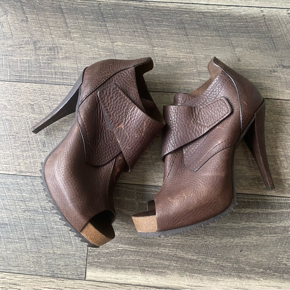 Pedro Garcia Booties Size 41.5 Brown Leather High Heel Open Toe Sexy & Classic